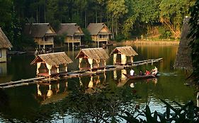 Kampung Sampireun Resort&Spa